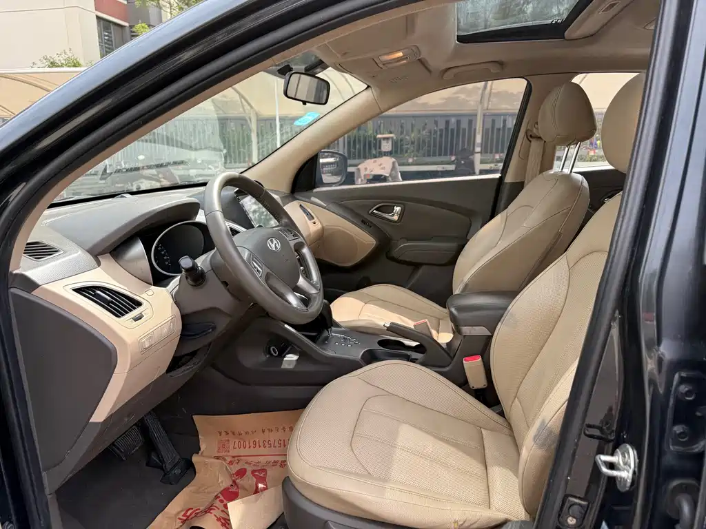 Hyundai ix35 2.0 L Auto 2 WD Intelligent GLS CN-IV