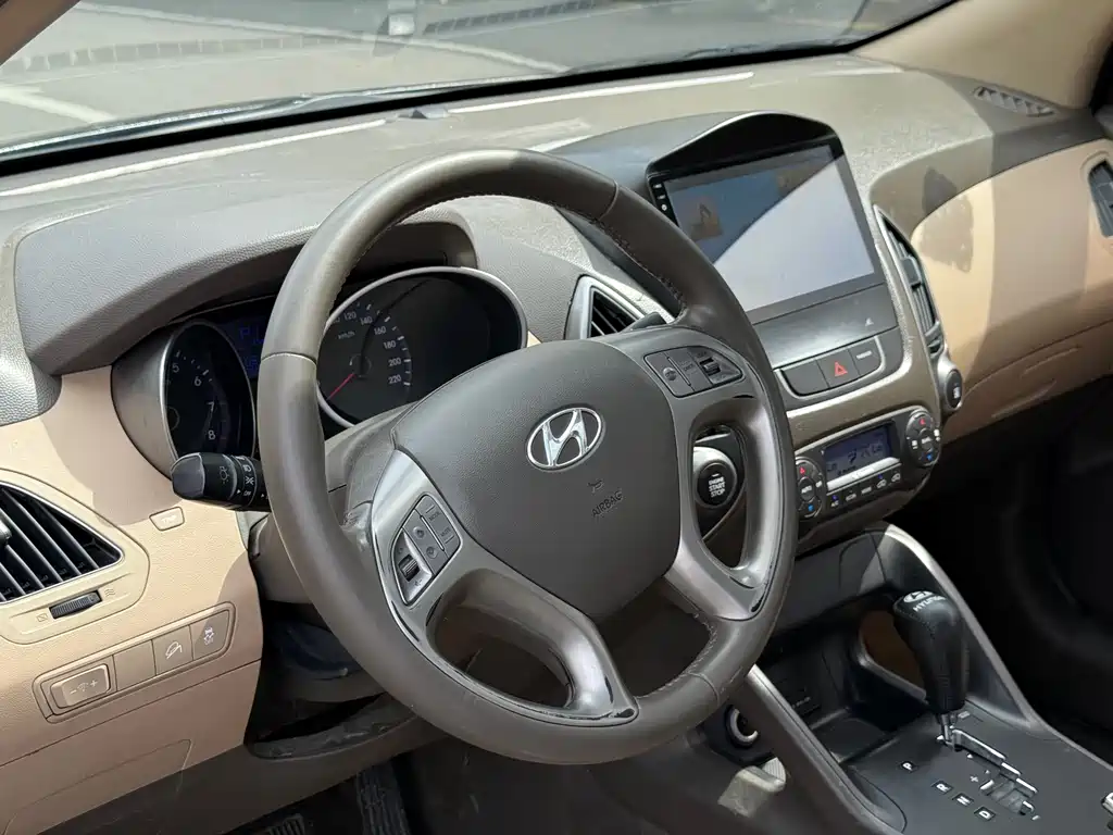Hyundai ix35 2.0 L Auto 2 WD Intelligent GLS CN-IV