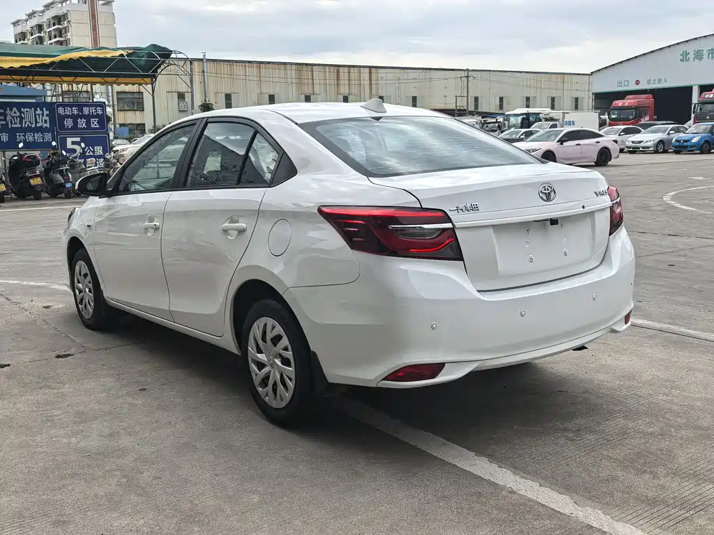 Vios 1.5 L CVT Creation