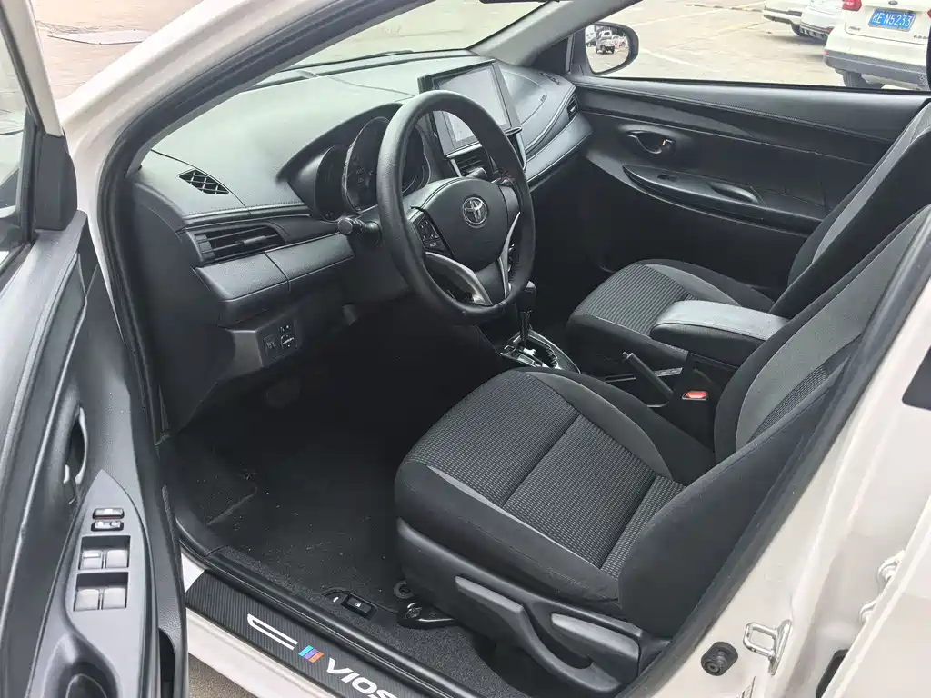 Vios 1.5 L CVT Creation