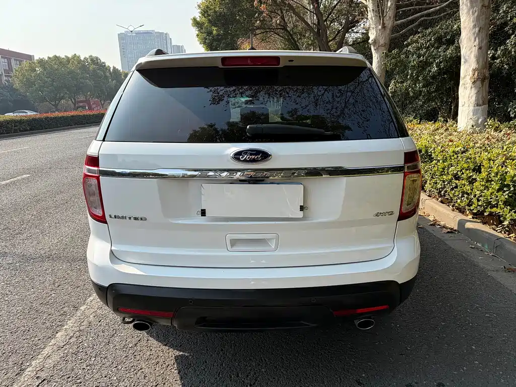 Explorer (Import) 3.5 L Premium