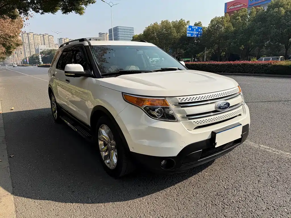 Explorer (Import) 3.5 L Premium