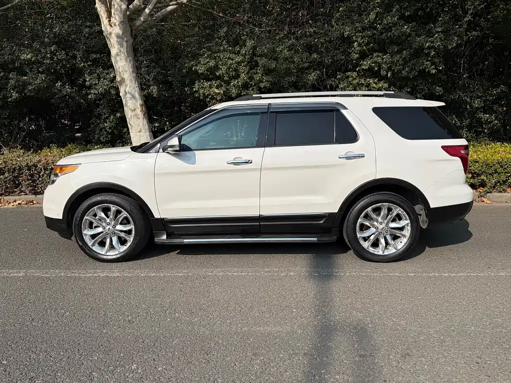 Explorer (Import) 3.5 L Premium