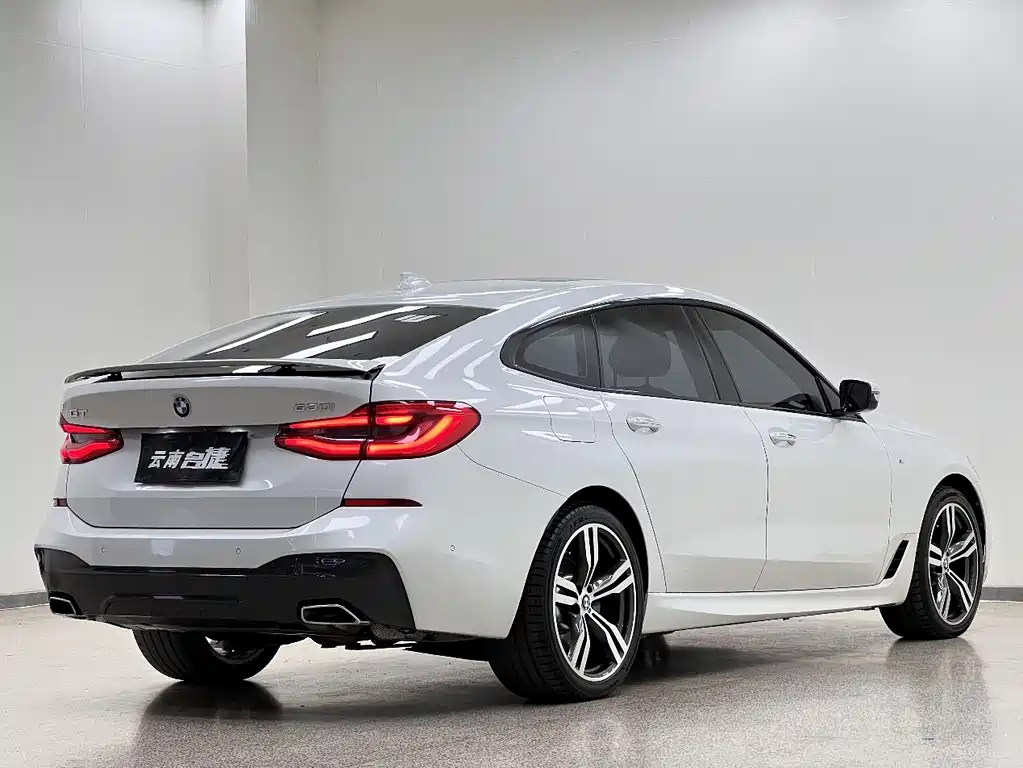 BMW 6 Series GT 630 i M Sport Package