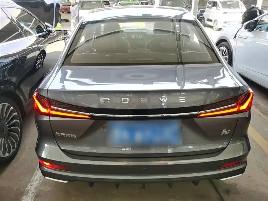 Roewe i5 1.5 L CVT Luxury