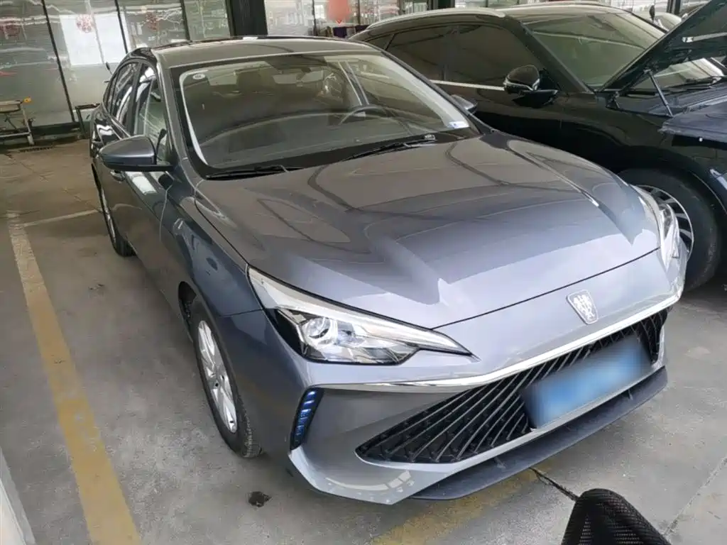 Roewe i5 1.5 L CVT Luxury