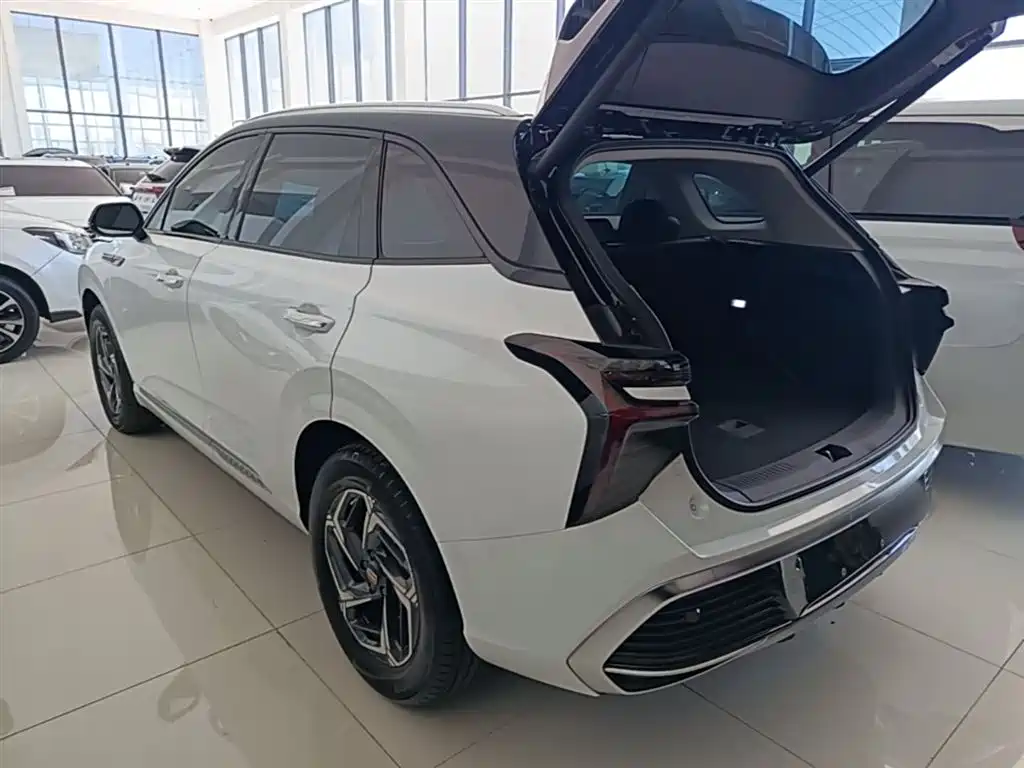 Hongqi HS3 1.5 T 2 WD Good Deed