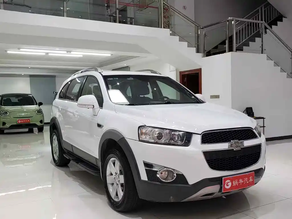 Captiva 2.4 L 2 WD City 7-seat