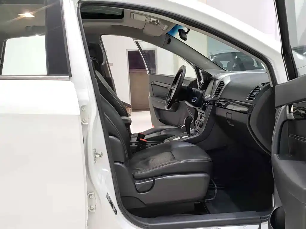 Captiva 2.4 L 2 WD City 7-seat