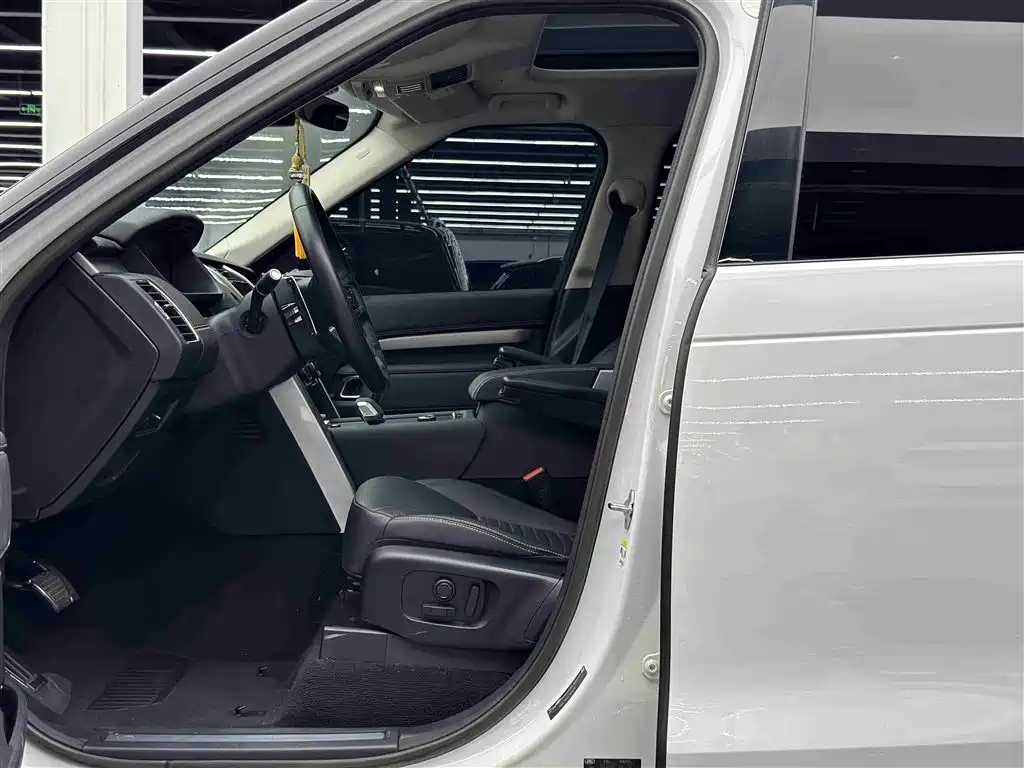 Discovery Facelift 360 PS R-Dynamic S