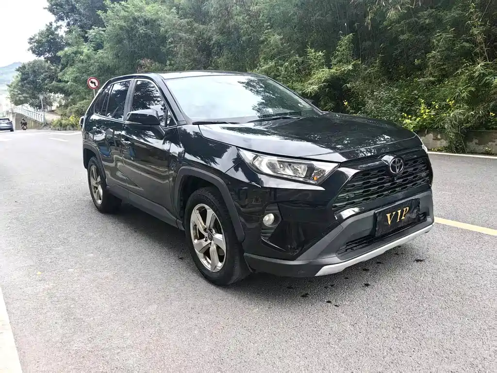 RAV4 2.0 L CVT 2 WD Style Plus