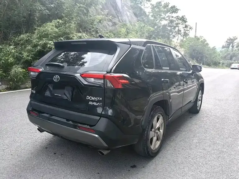 Toyota RAV4 2.0 L CVT 2 WD Style Plus