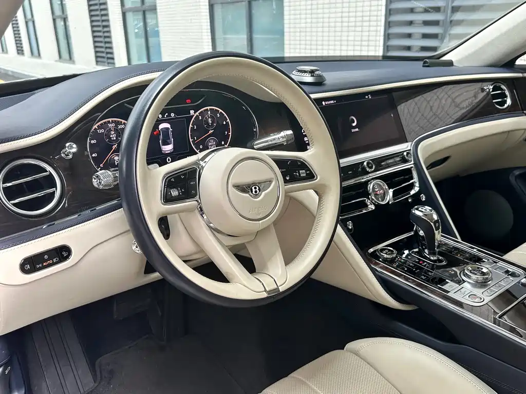Flying Spur 4.0 T V8 Standard