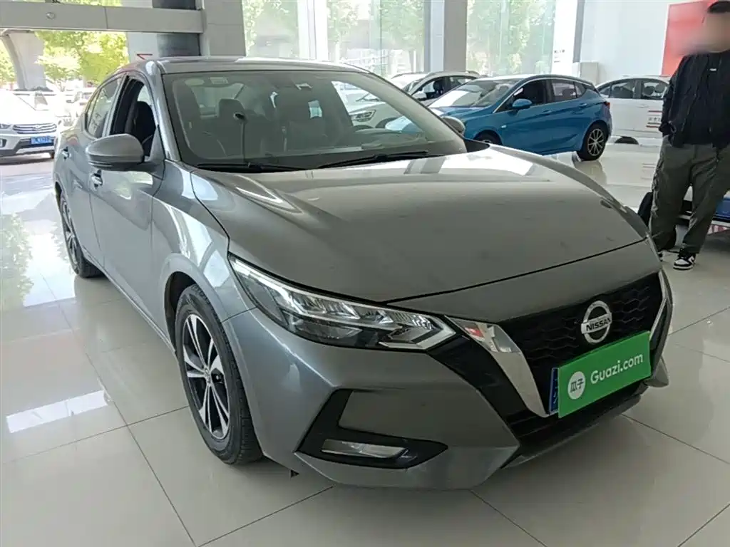 Sylphy 1.6 L XL CVT Joy