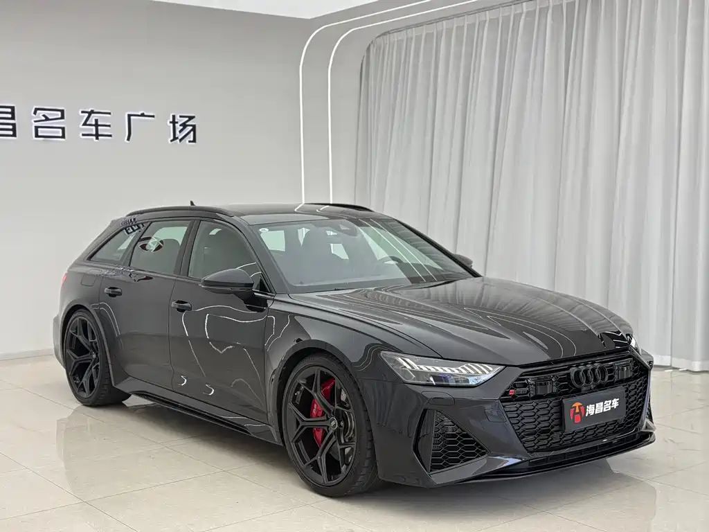 Audi RS 6 RS 6 4.0 T Avant performance