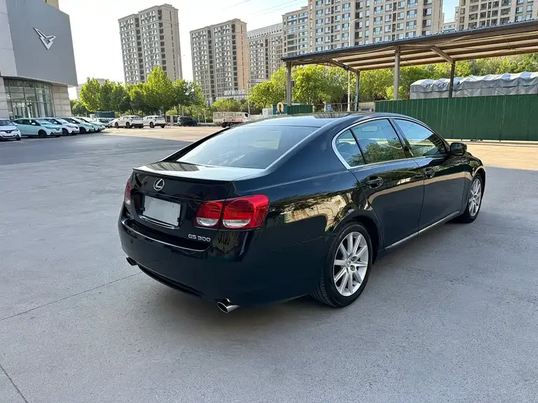 Lexus GS 300