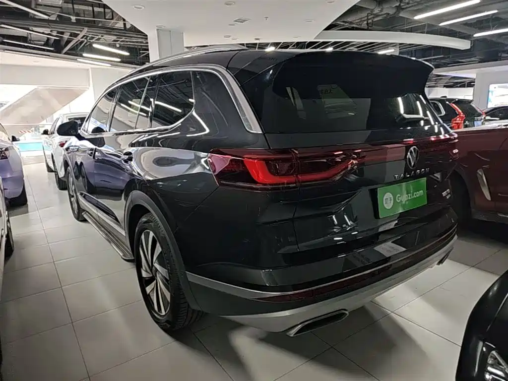 Talagon 380 TSI 4 WD Luxury Premium Realm Pro 6-seat