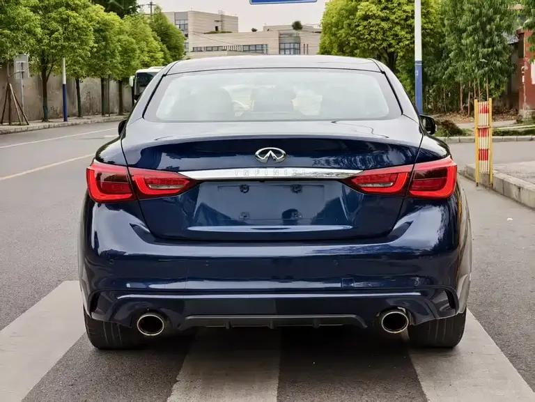 Infiniti Q50 L 2.0 T Progressive Enjoyment CN-VI