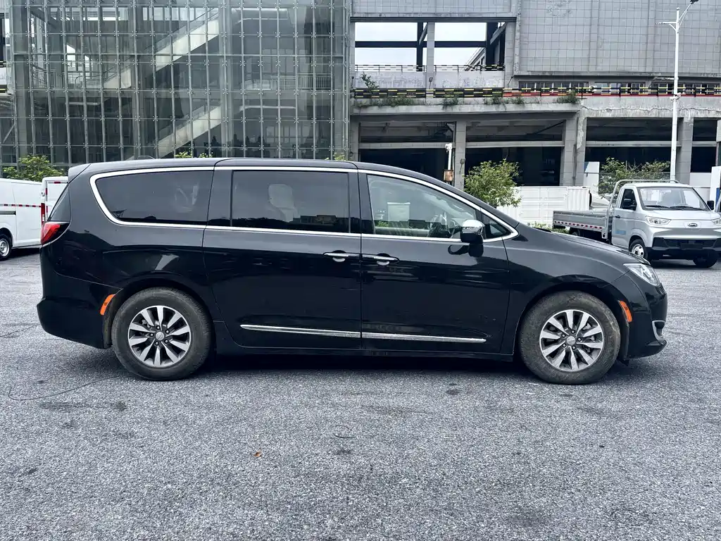 Pacifica PHEV (Import) 3.6 L PHEV