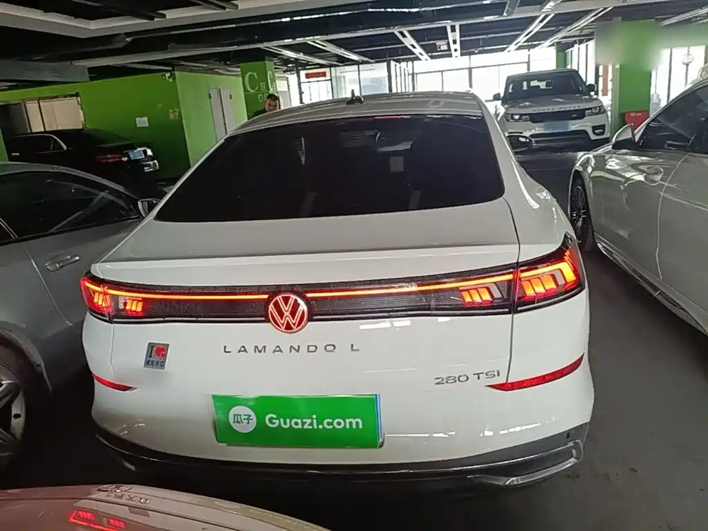 Lamando Lamando L 280 TSI DSG Spicy Cool