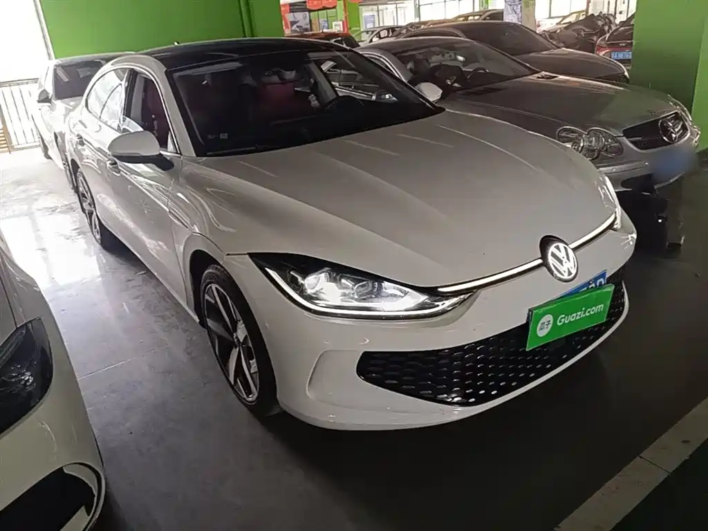 Lamando Lamando L 280 TSI DSG Spicy Cool