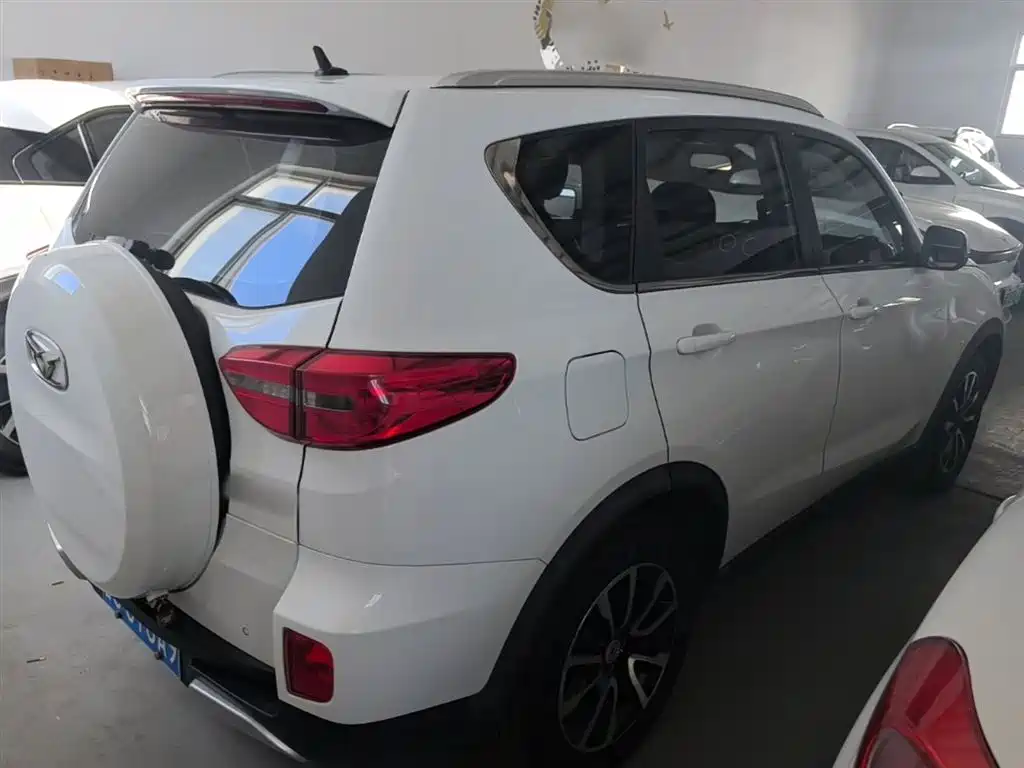 Cowin X3 1.6 L CVT Enthusiast CN-V