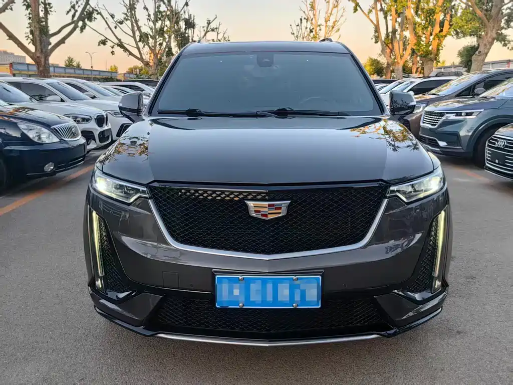 Cadillac XT6 Facelift 28 T 6-seat 4 WD Leading Sport