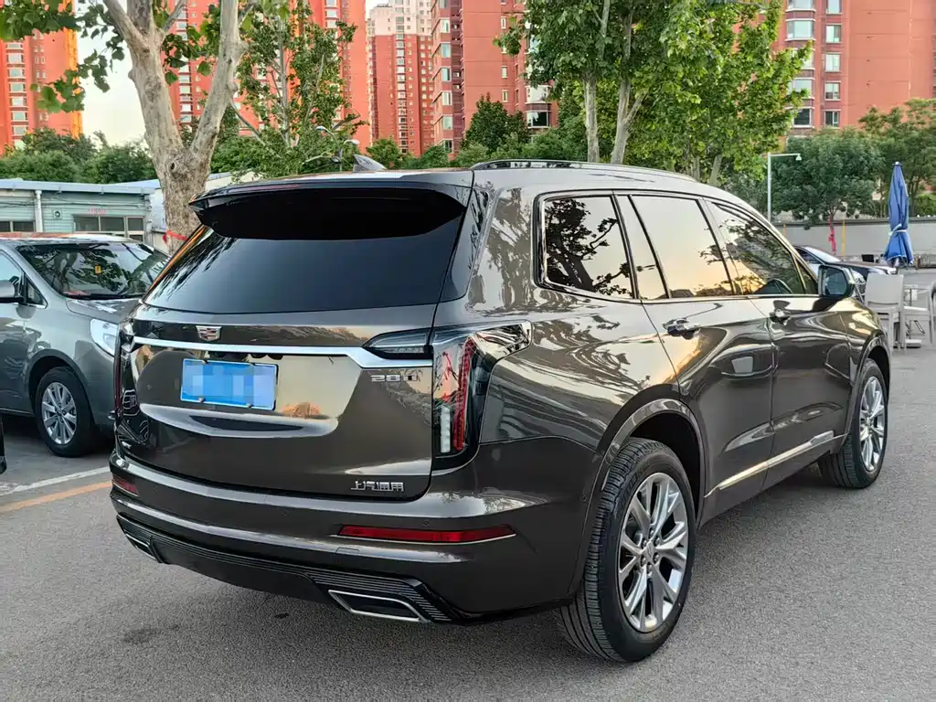 Cadillac XT6 Facelift 28 T 6-seat 4 WD Leading Sport