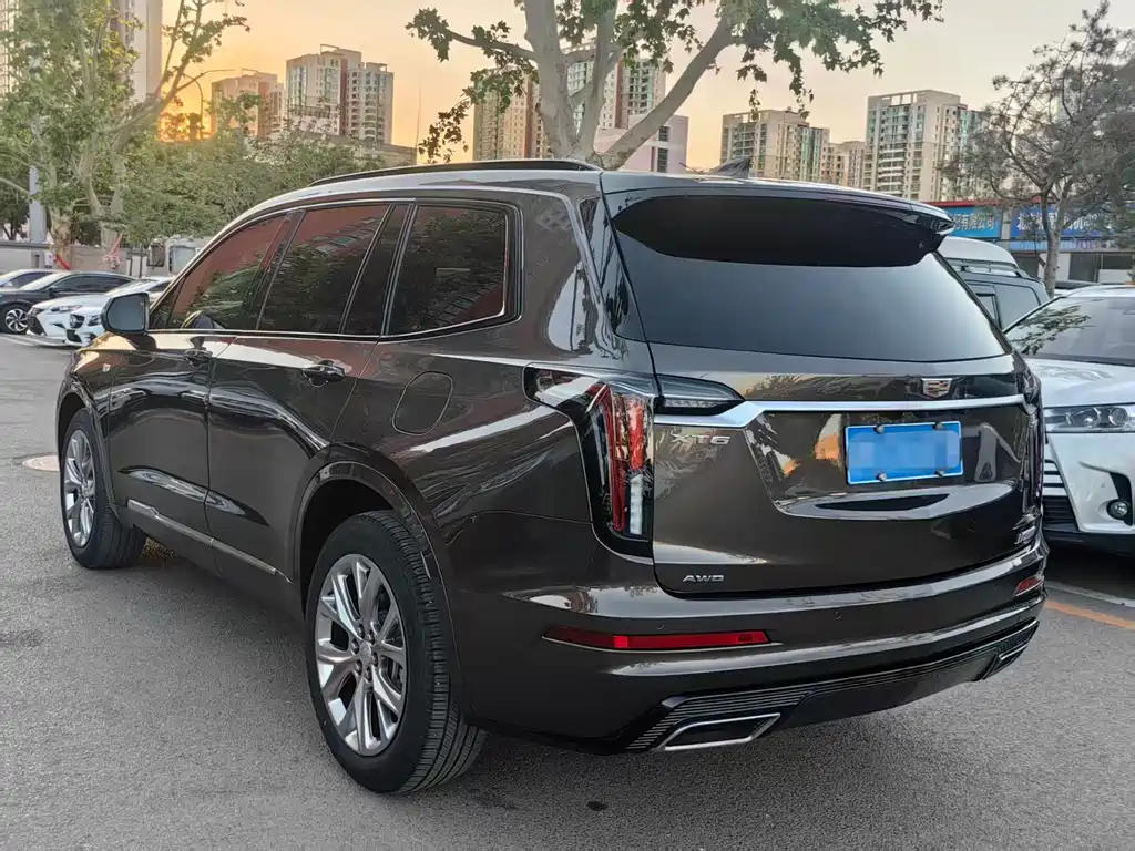 Cadillac XT6 Facelift 28 T 6-seat 4 WD Leading Sport