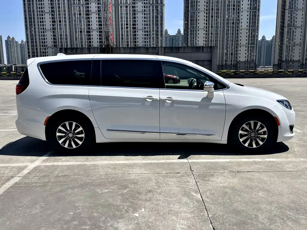 Pacifica PHEV (Import) 3.6 L PHEV