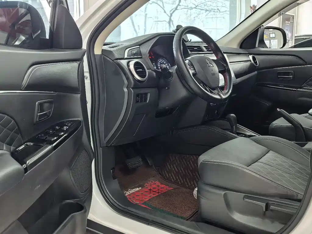 ASX 2.0 L CVT Smart Leading