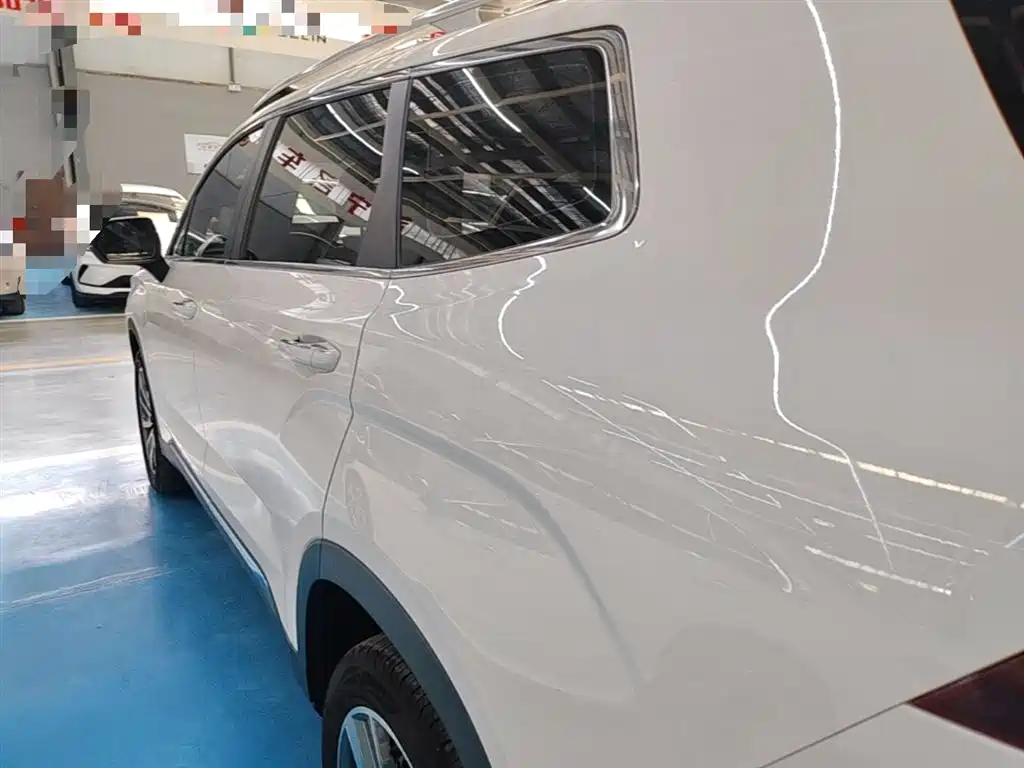 Haoyue 1.8 TD DCT Luxury 7-seat