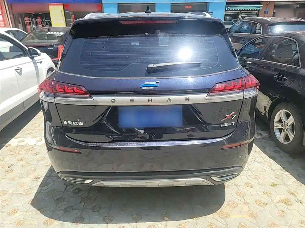 Changan Oshan X7 1.5 T Auto Premium