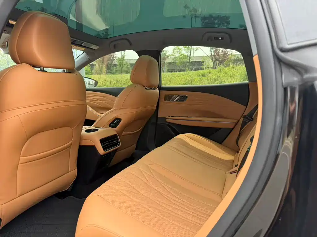Galaxy Xingyao 8 130 km EM-i Premium