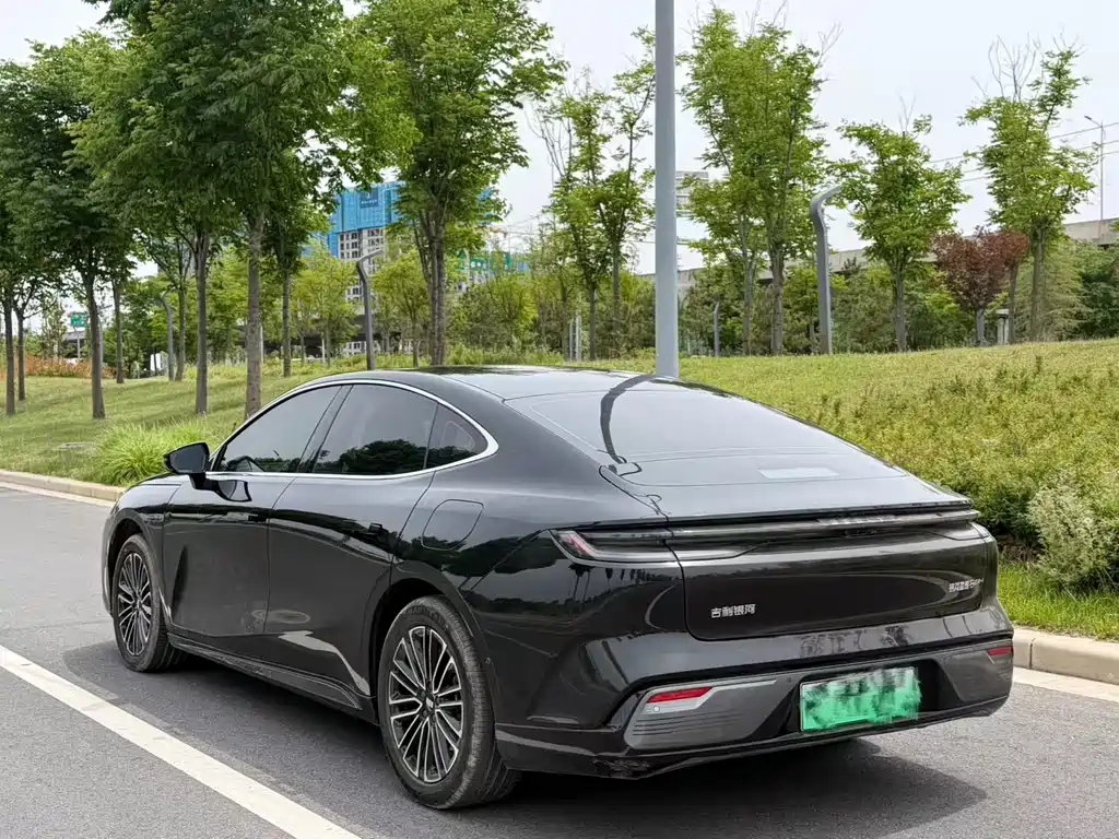Galaxy Xingyao 8 130 km EM-i Premium