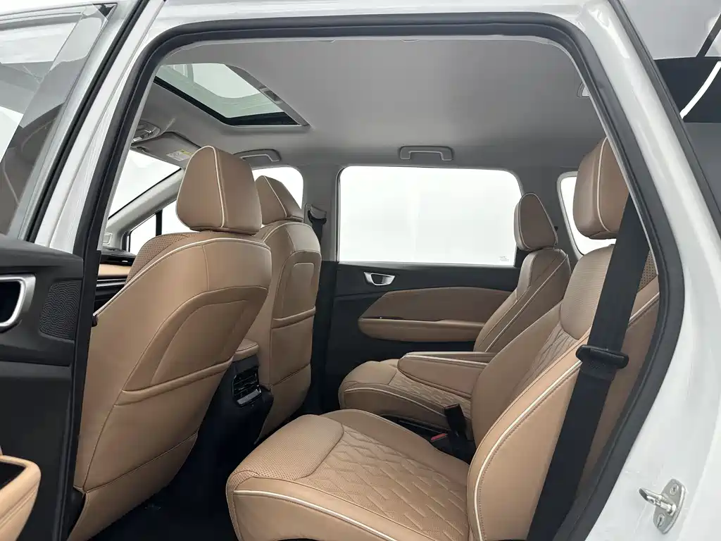 Wuling Jiachen 1.5 T CVT Premium Flagship