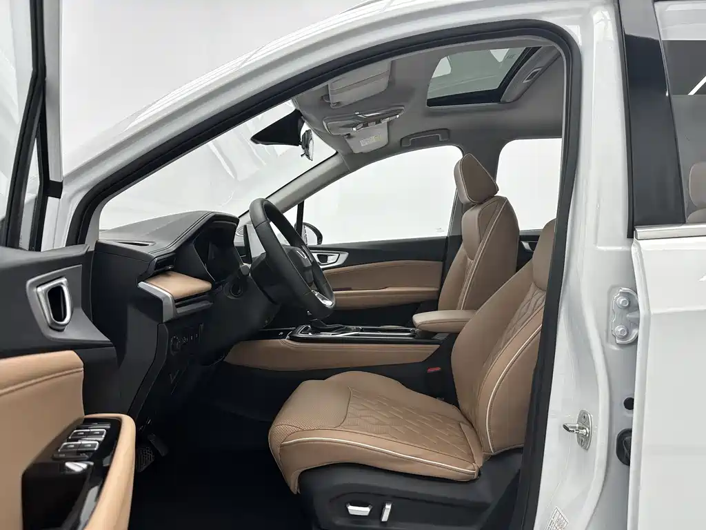 Wuling Jiachen 1.5 T CVT Premium Flagship