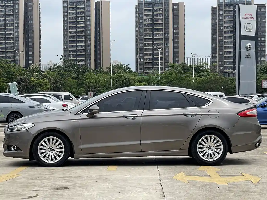 Mondeo 2.0 L GTDi200 Fashion