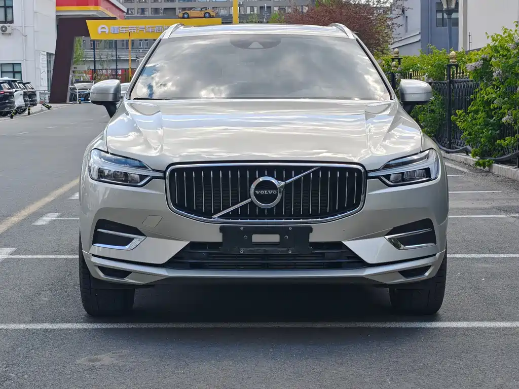 Volvo XC60 T5 4 WD Smart Ease CN-VI