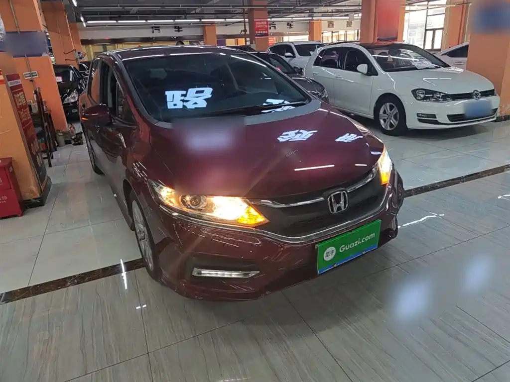 Jade 1.8 L Auto Comfort 5-seat