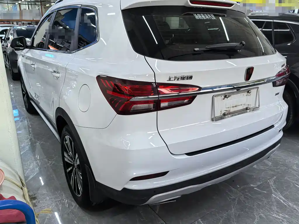 Roewe RX5 20 T Auto 4 G Connected Million