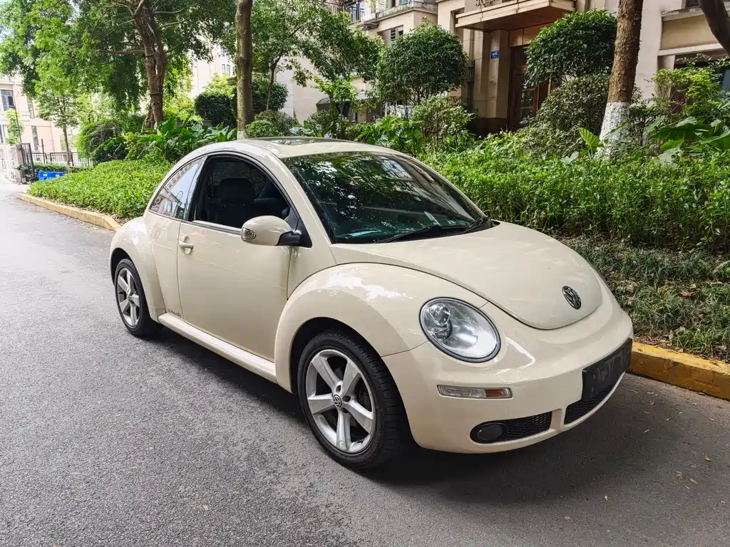 Beetle 1.8 T BlackOrange Luxury