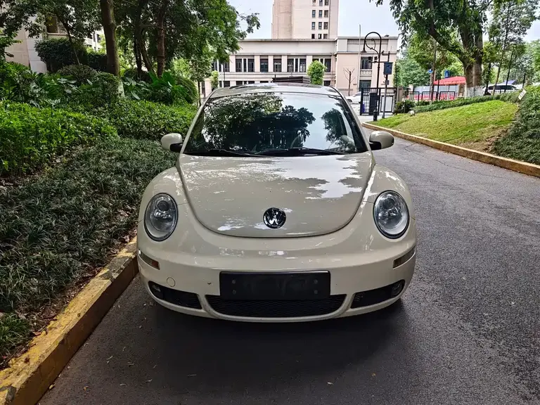 Volkswagen Beetle 1.8 T BlackOrange Luxury