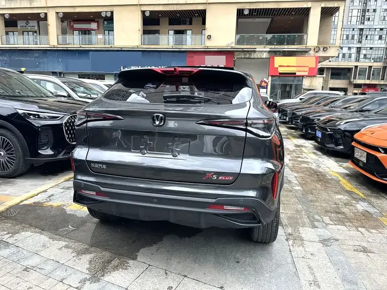 Changan X5 PLUS 1.5 T DCT Pioneer