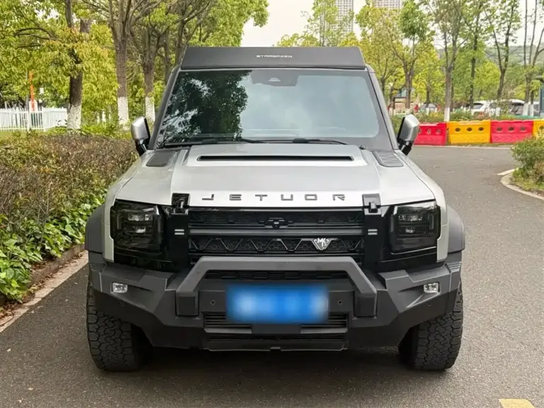 Jetour Traveller 2.0 T 4 WD Silver Dragon