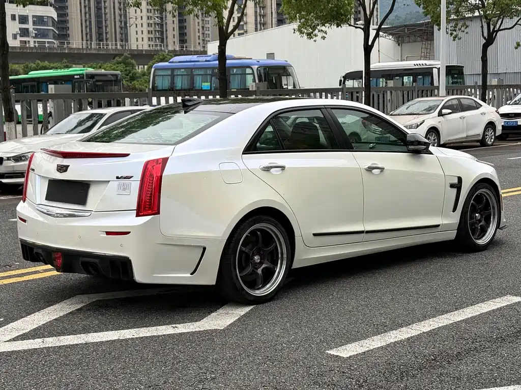 Cadillac ATS-L 28 T Fashion