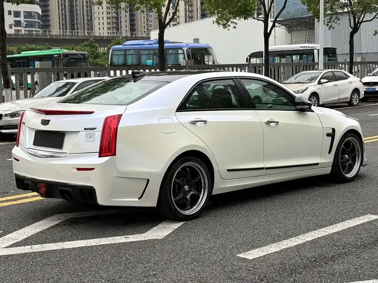 Cadillac ATS-L 28 T Fashion
