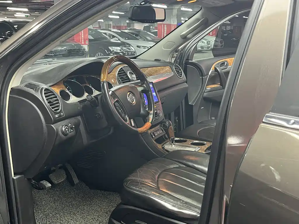 Enclave 3.6 L Flagship