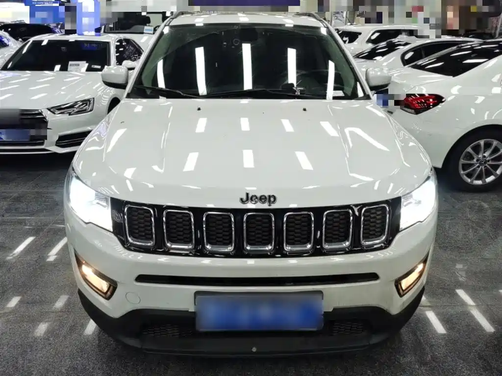 Compass 指南者 2019款 200 T 自动家享四驱-互联大屏版