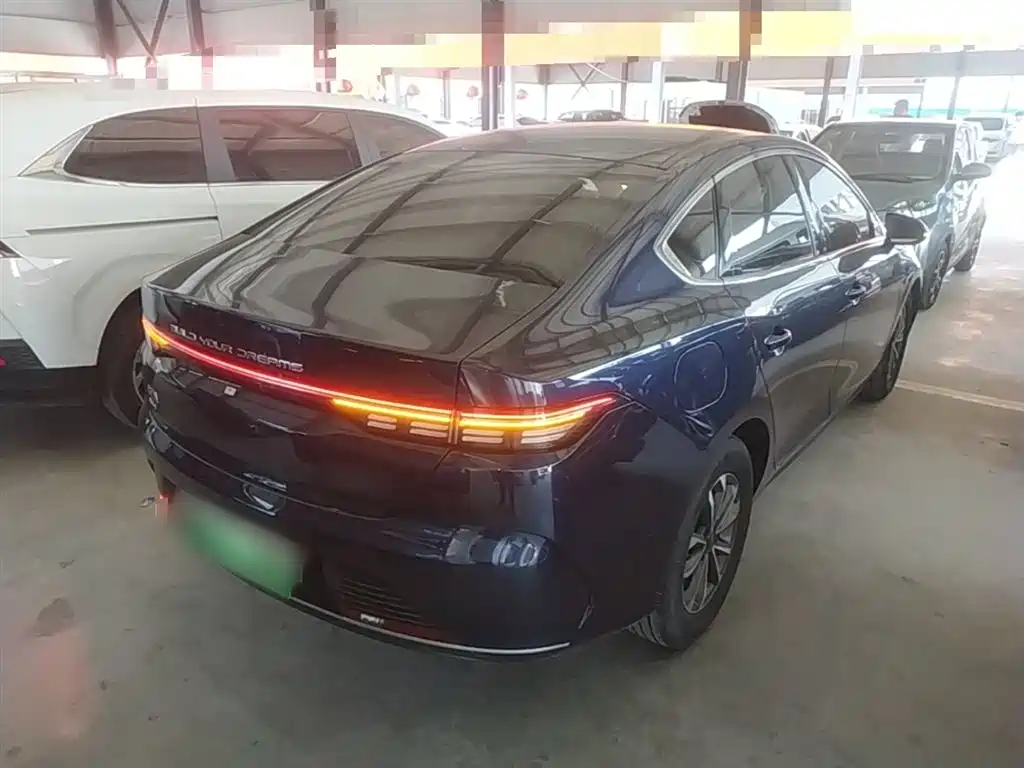 Destroyer 05 Glory DM-i 55 KM Luxury